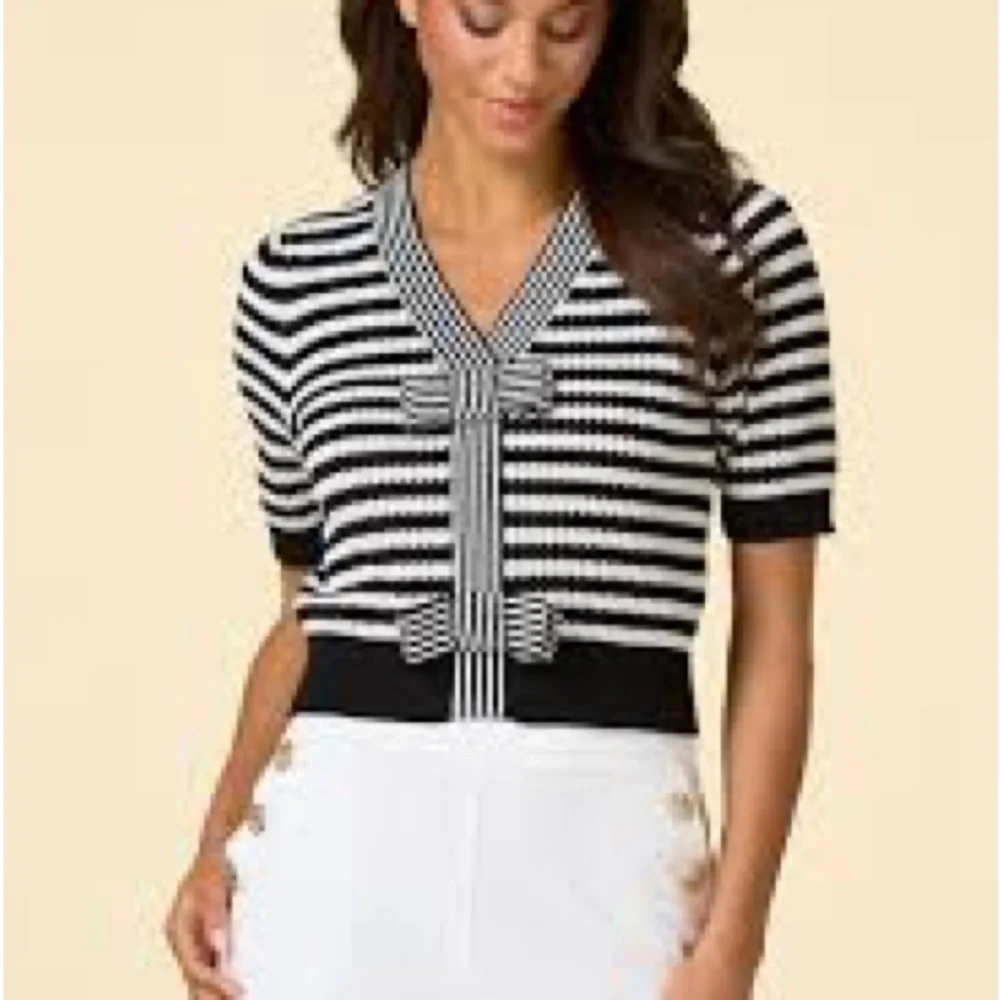 Striped Short Sleeve Sweater, Bow Detail, Black & White, Woman’s Large